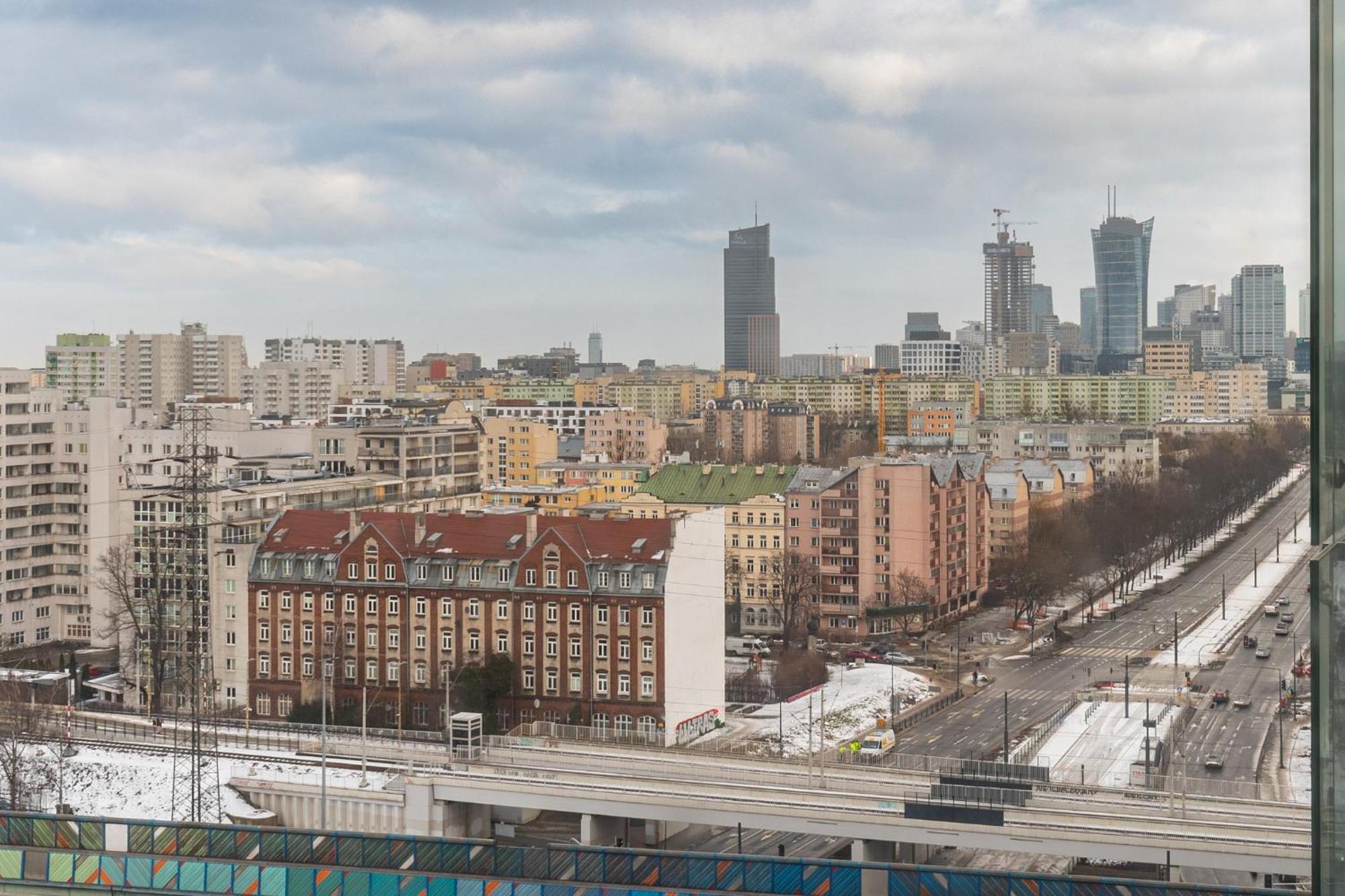 Apartamenty Wola Tower ワルシャワ エクステリア 写真