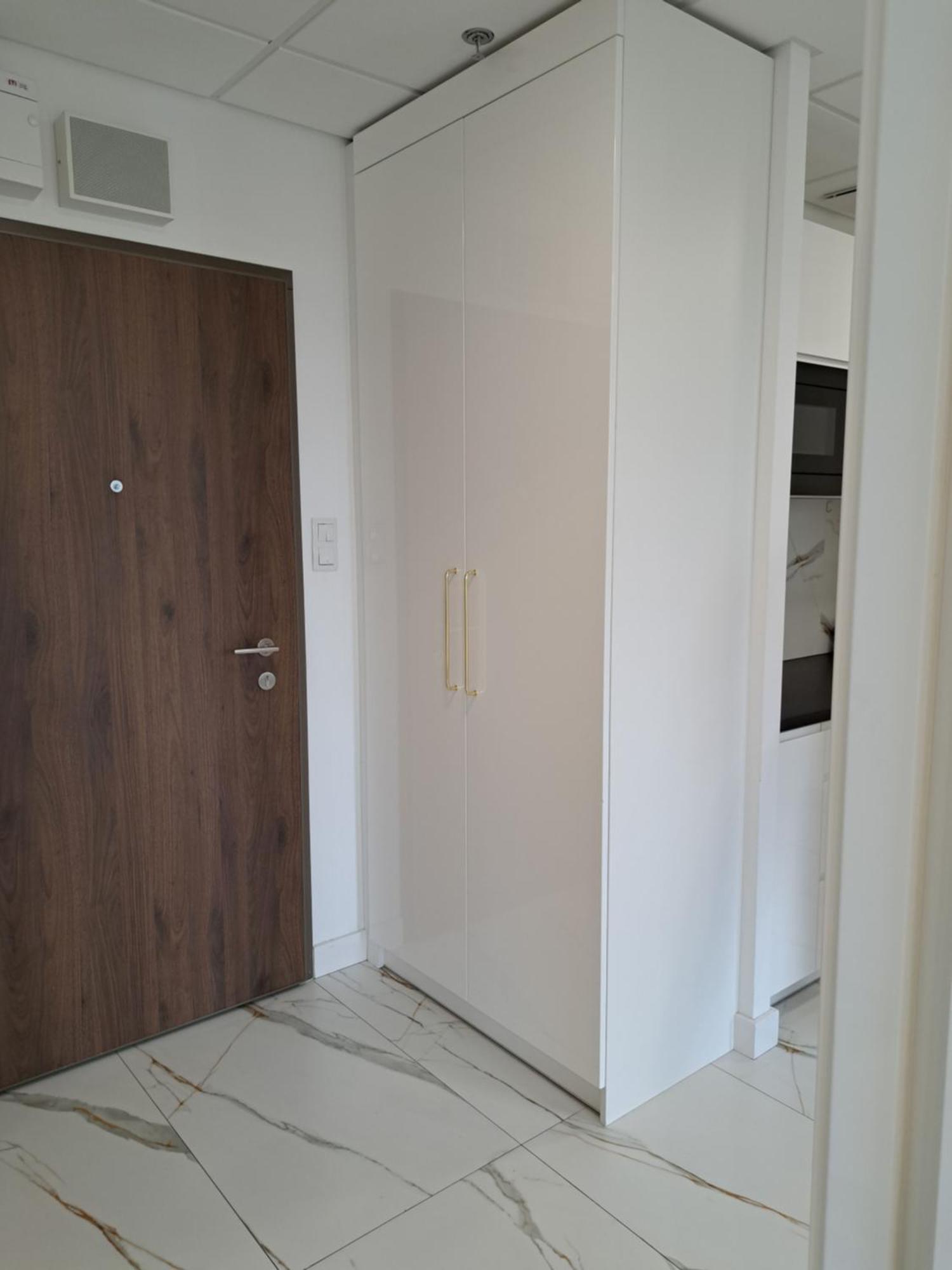 Apartamenty Wola Tower ワルシャワ エクステリア 写真